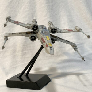 Revell X-Wing Fighter - front