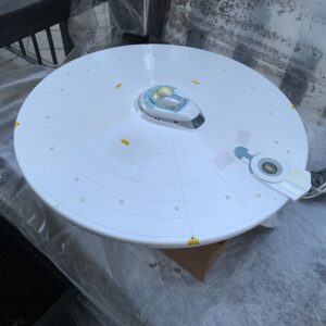 Polar Lights Refit Enterprise: Re-deco log, Part 5: Clear coating the saucer