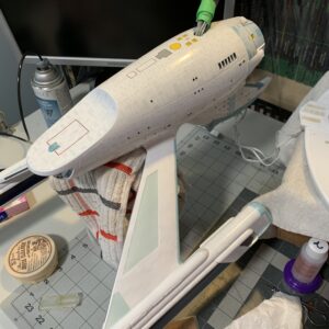 Polar Lights Refit Enterprise: Re-deco log, Part 6: Applying detail decals to bottom hull